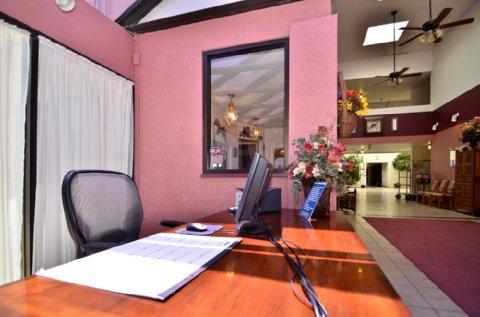 Hotel Western Pecos 3*