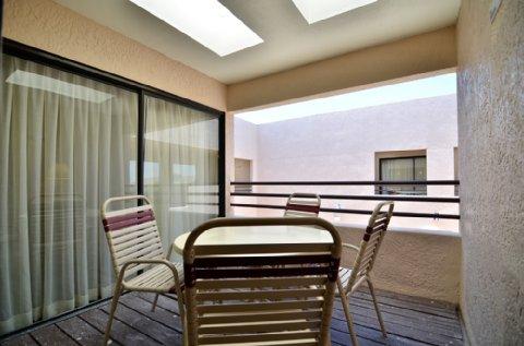 Western Pecos 3* Artesia