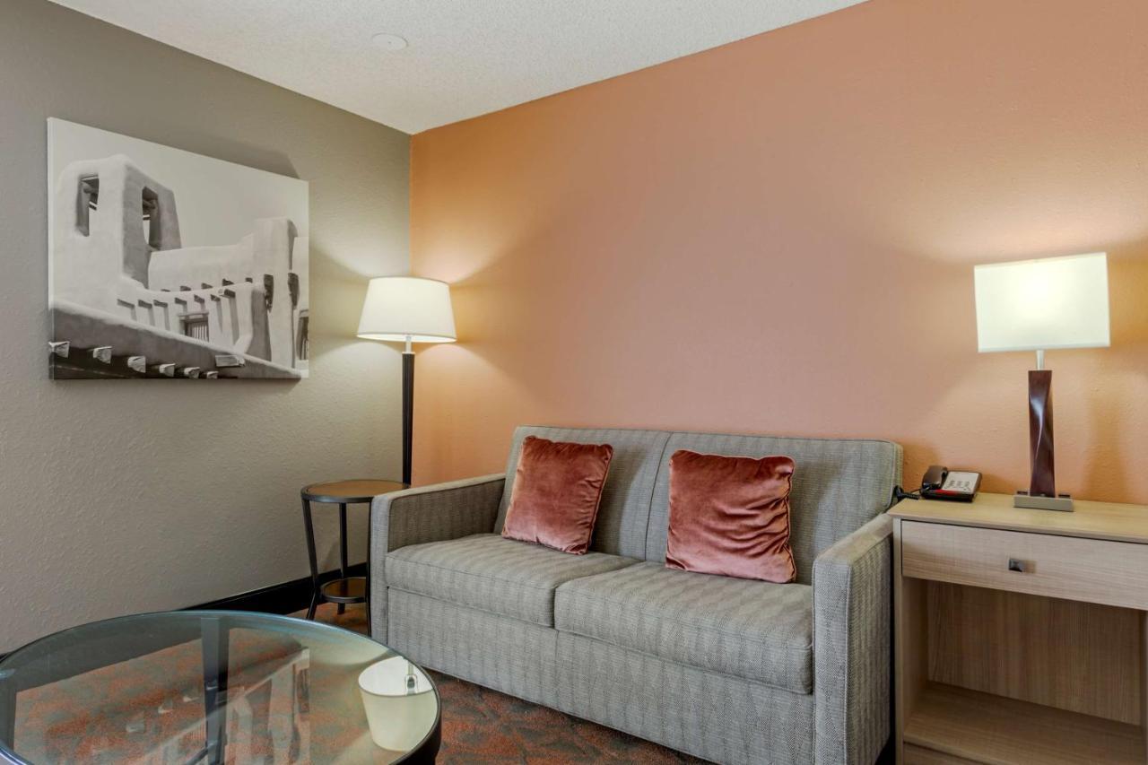 Hotel Western Pecos 3*
